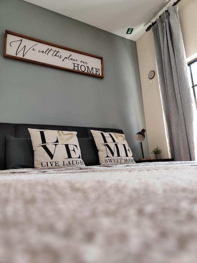 Suite Us Guesthouse Kubang Kerian Кота-Бару Екстер'єр фото